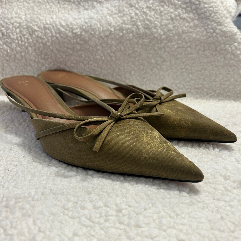 Zara Suede Kitten Heel